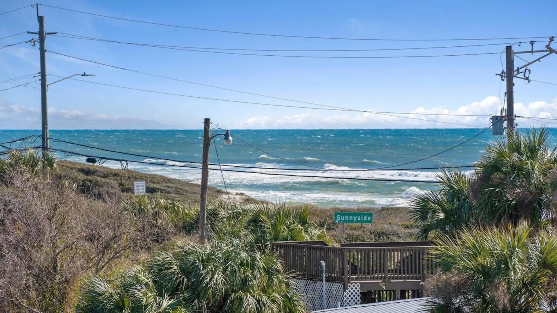 Modern House With Pool Access Near The Beach! بنما سيتي بيتش بيت للعطل